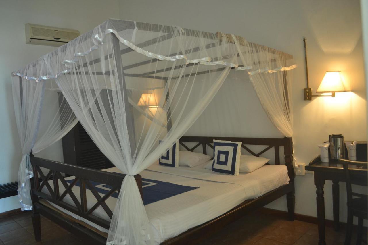 Hotel Rest House Matara Exterior foto